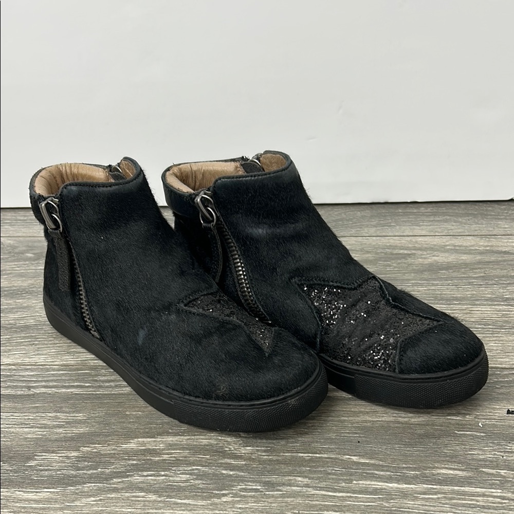 Movie’s Cow Hide Ankle Boots with Star Detail Size 4
